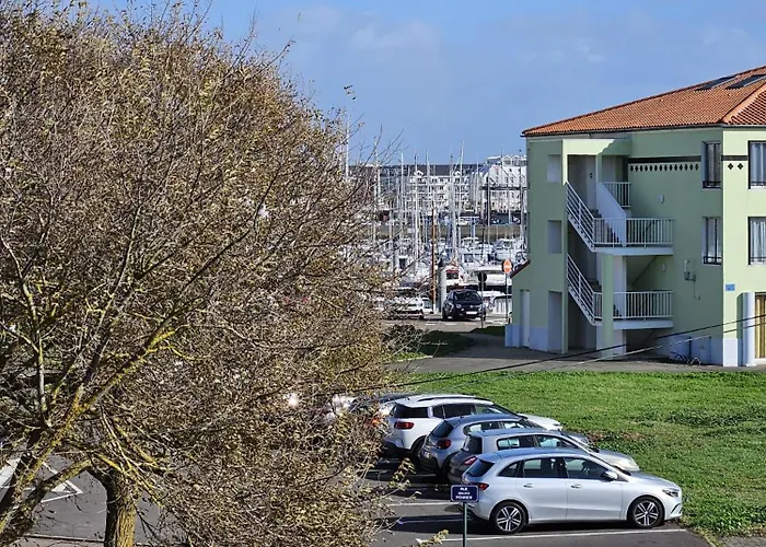 Mer - Agreable Appartement-Place De Parking Privee